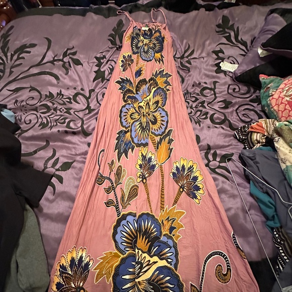 Dress - Picture 1 of 2